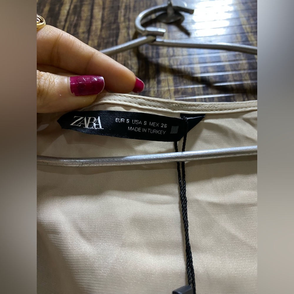 Zara satin top - Picture 6 of 6